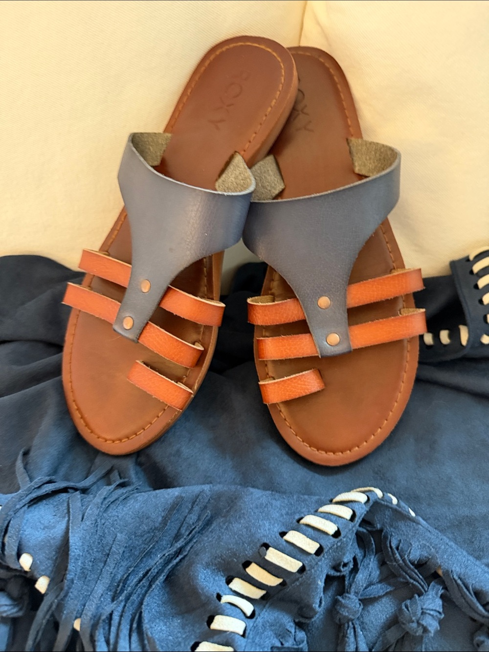 ROXY Strappy Flat sandals